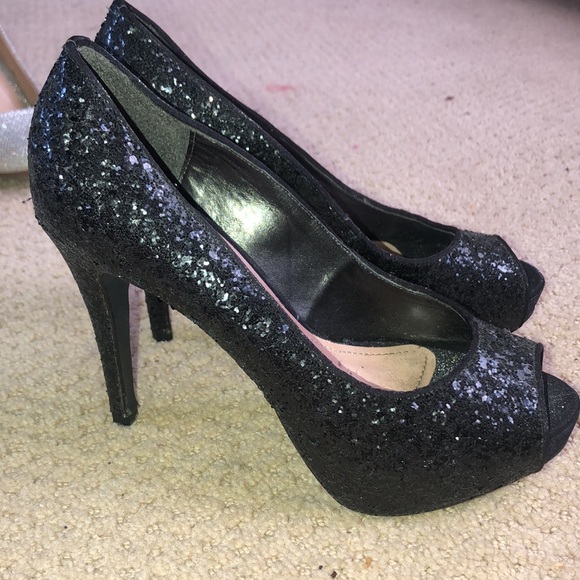 sparkly black opened toe high heels - Picture 2 of 4